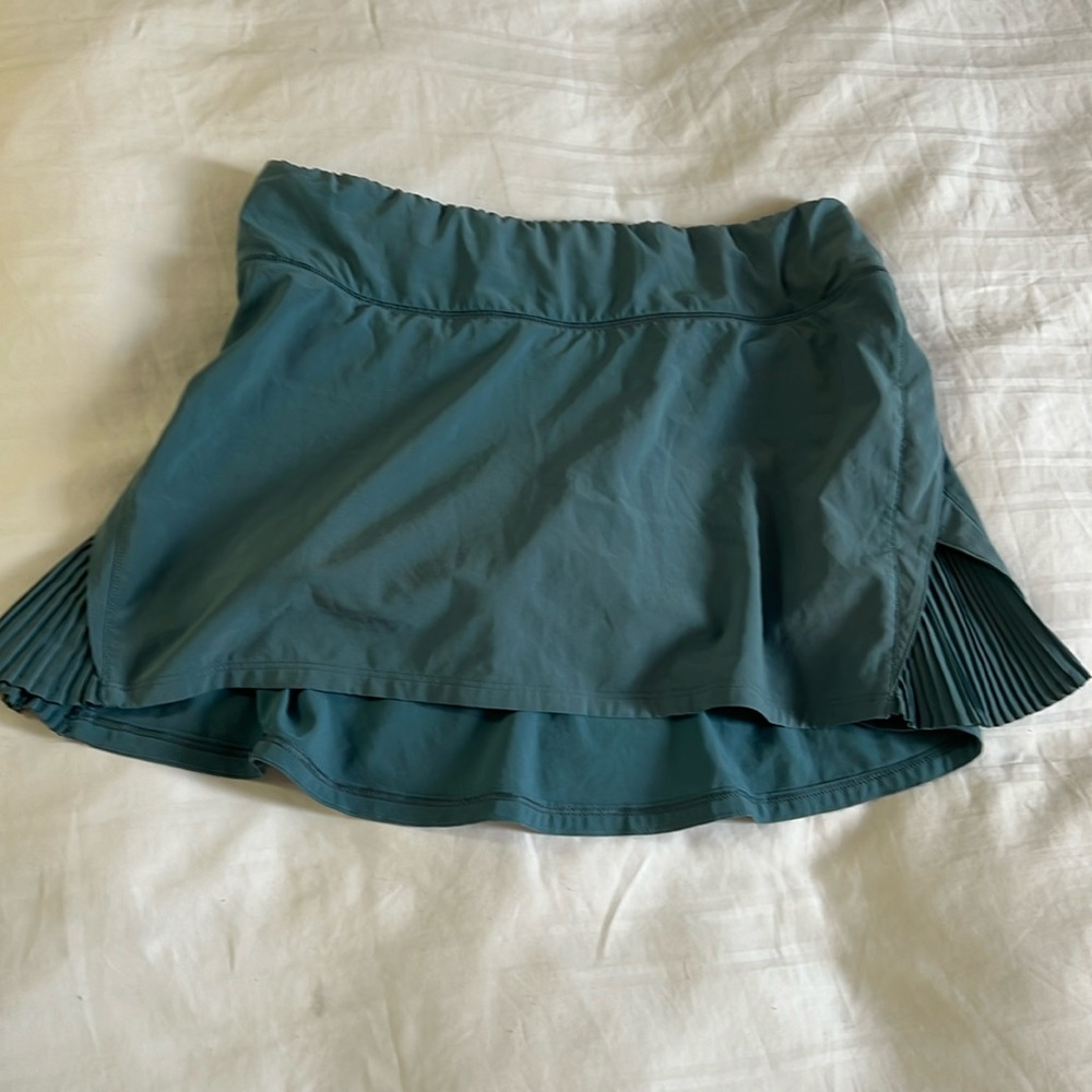 Lululemon Tennis Skirt with pants and pockets